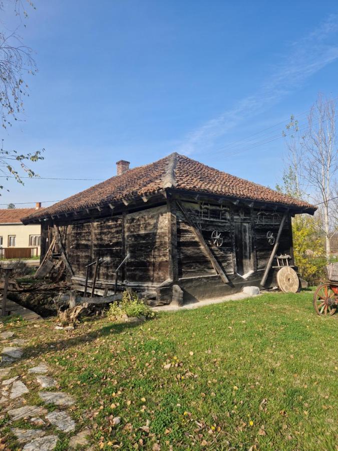 Kumova Vodenica Villa Markova Crkva Eksteriør bilde